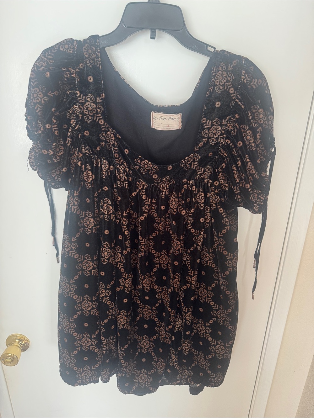 Free People Black Floral Puff-Sleeve Peasant Tunic